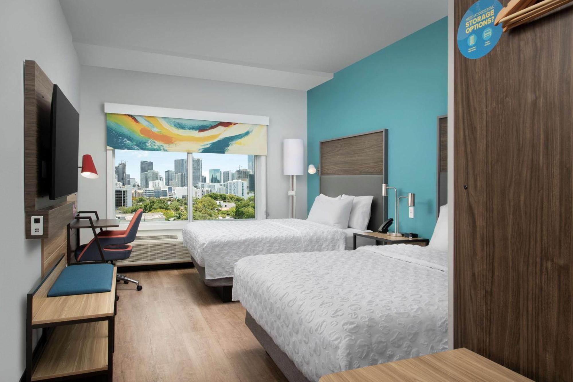ホテル Tru By Hilton Miami West Brickell エクステリア 写真
